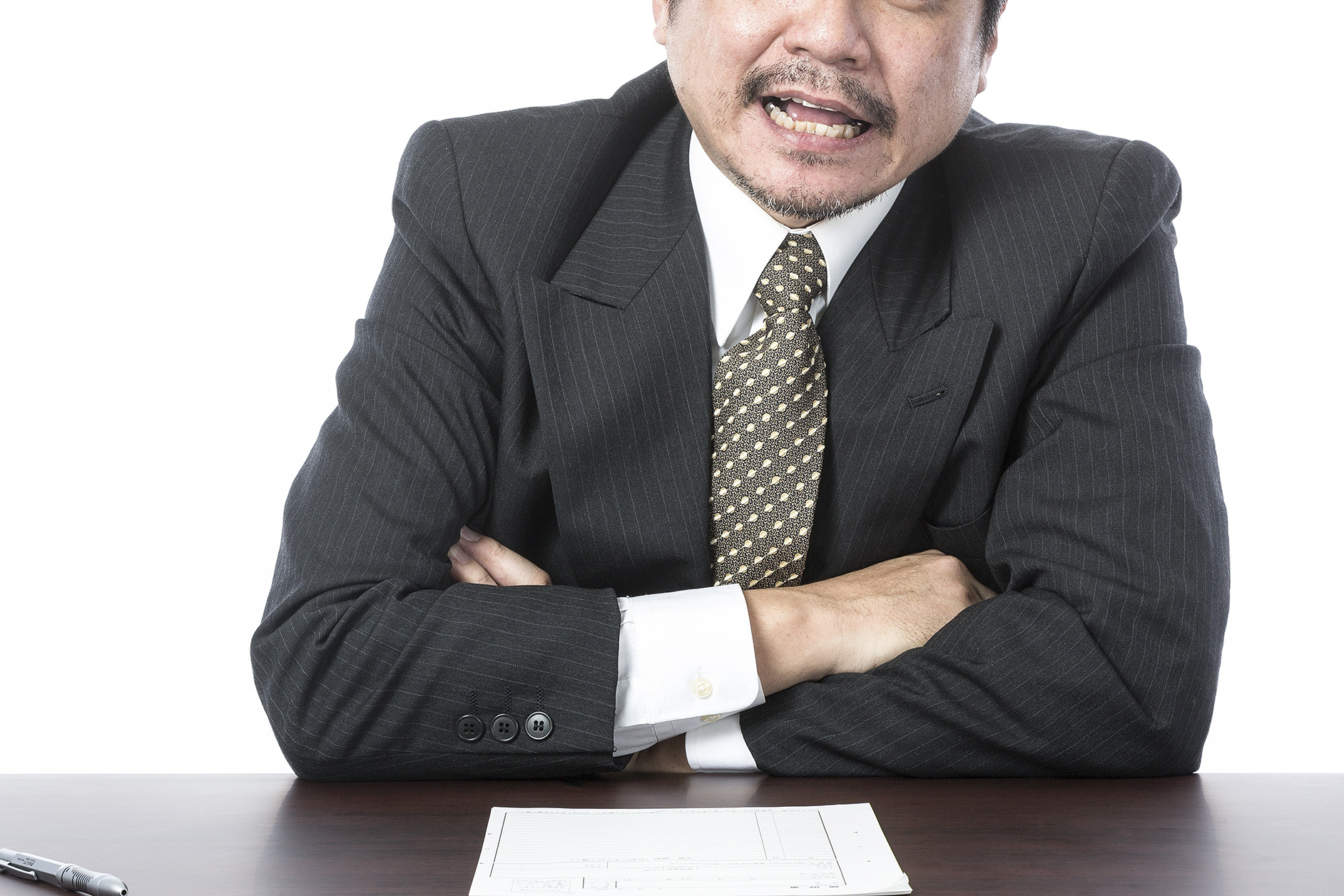 クレーマーから 弁護士の知り合いがいる 等と言われた場合の対処方法 キャストグローバル